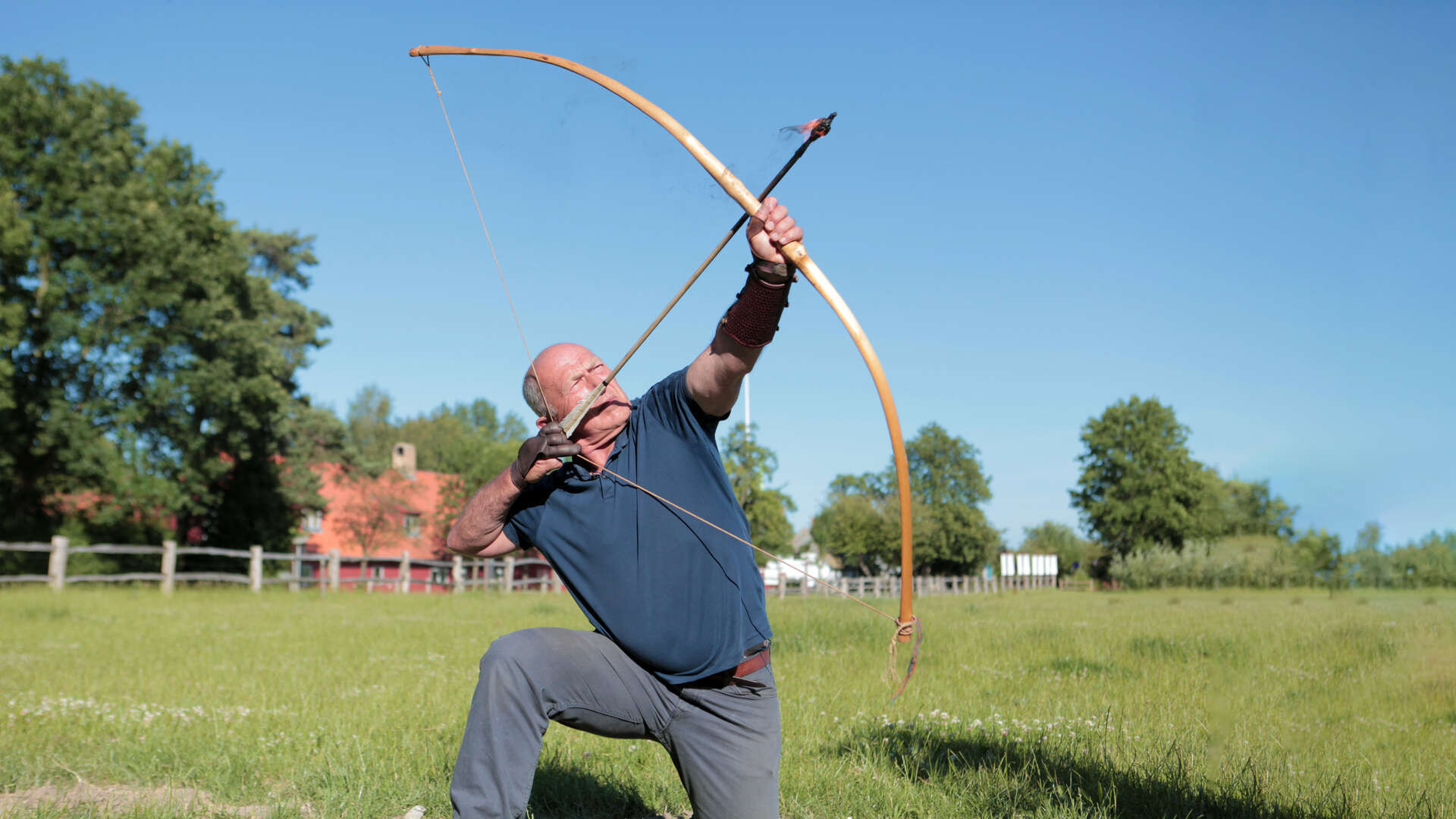 Backdrop for World of Weapons