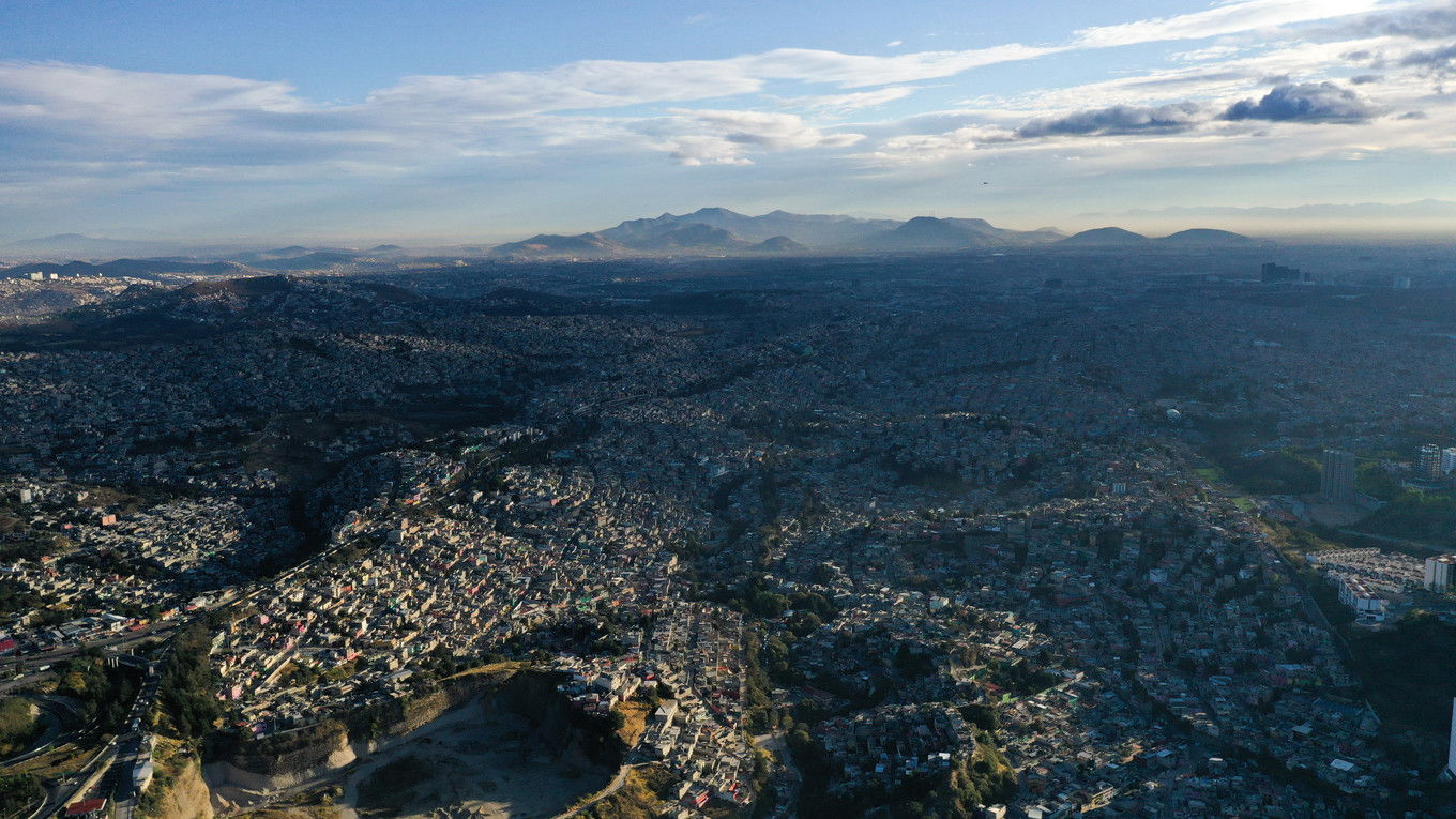 Backdrop for Megalópolis