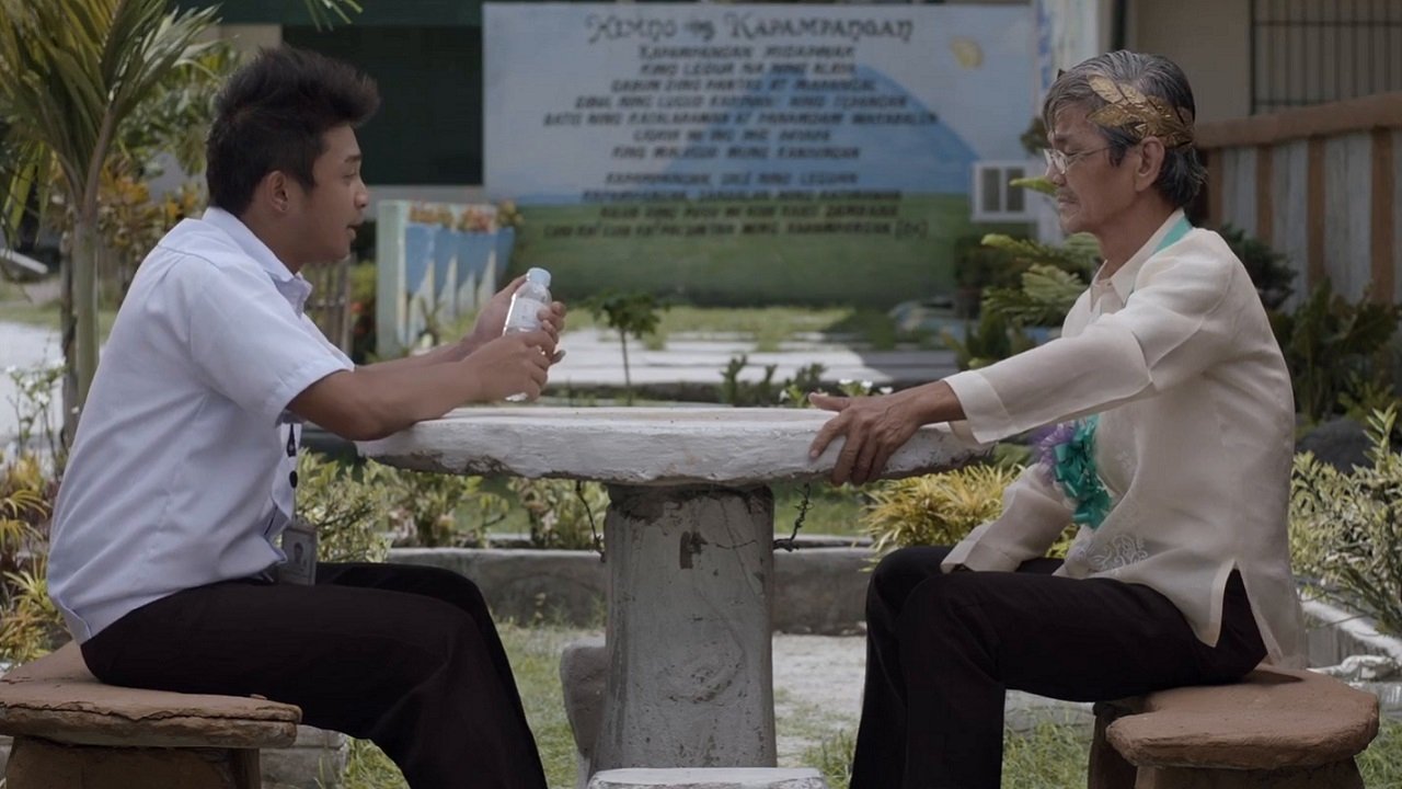 Backdrop for ARI: My Life with a King