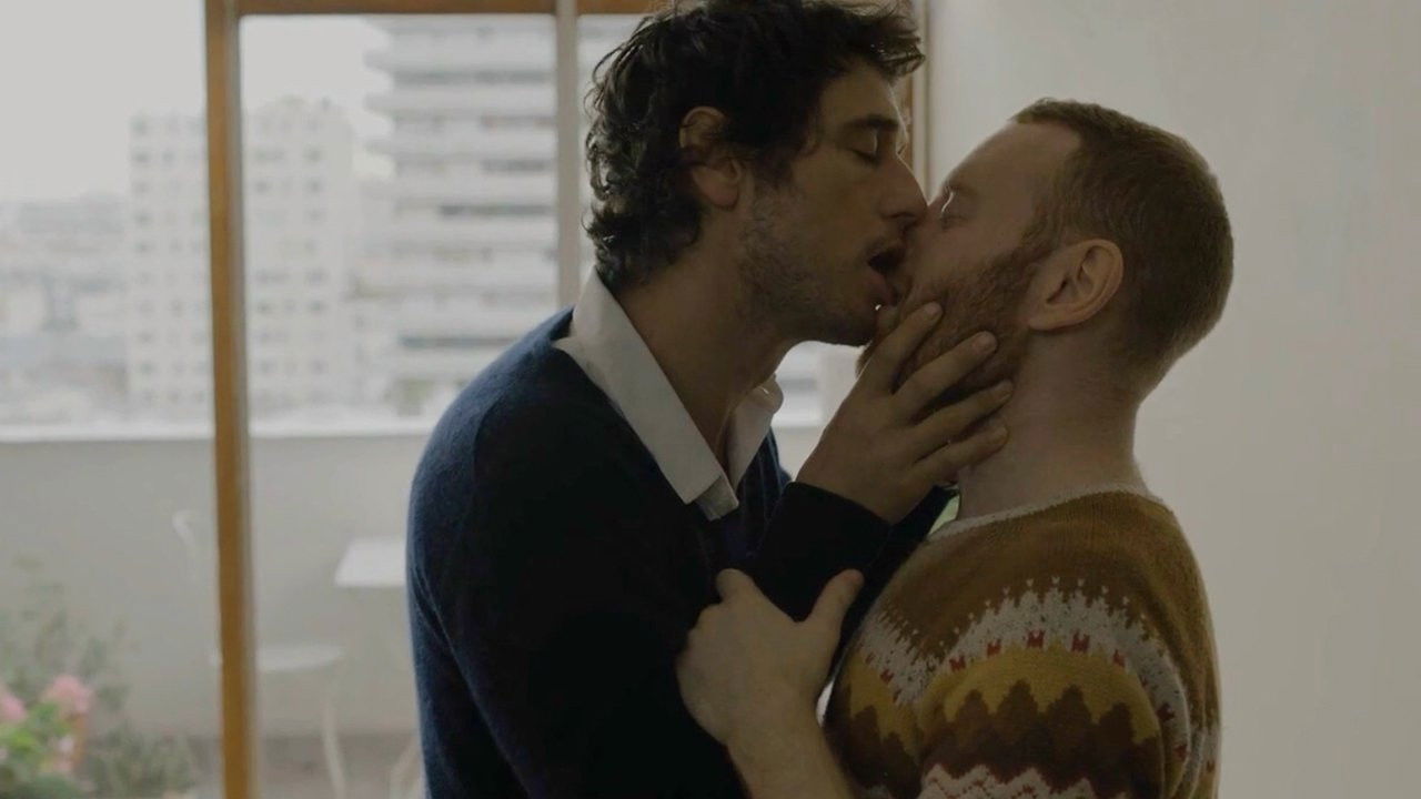 Backdrop for French Touch: Desires