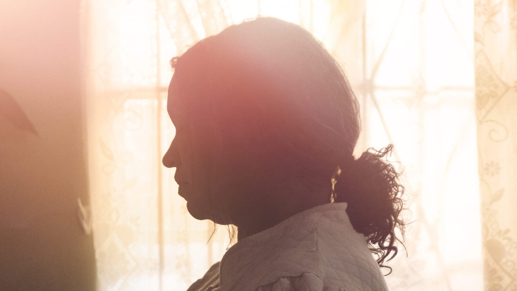 Backdrop for Ellen: The Ellen Pakkies Story