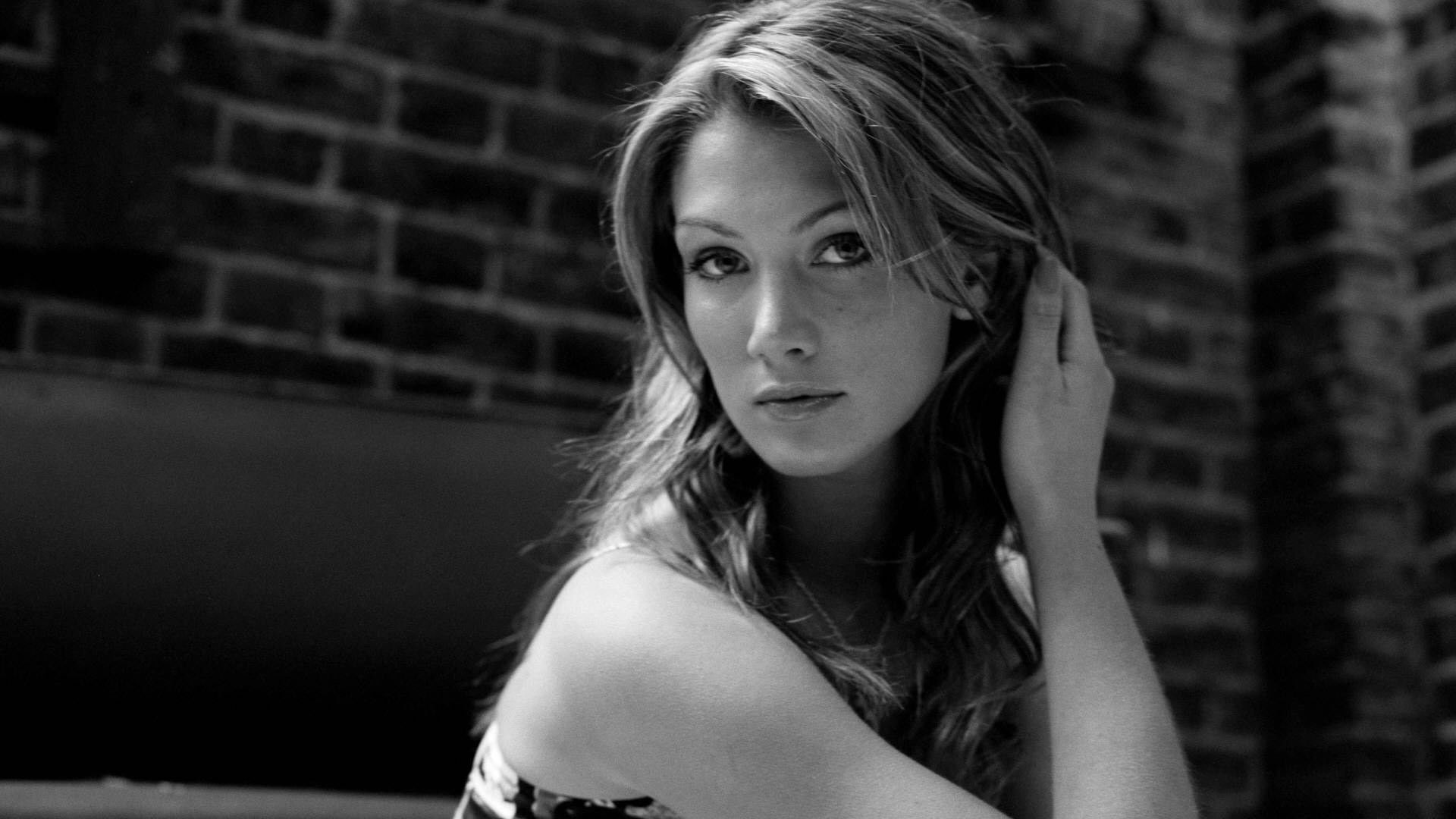 Backdrop for Delta Goodrem: Believe Again