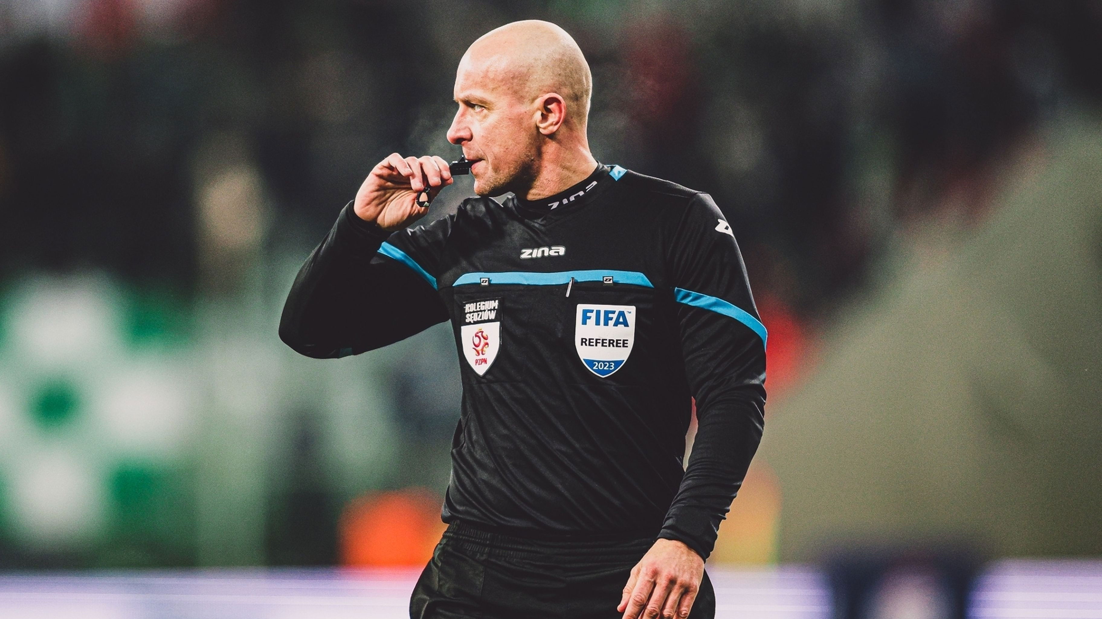 Backdrop for Referees