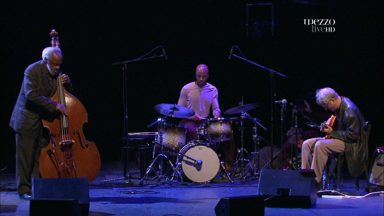 Backdrop for Marc Ribot Trio - Festival Djazz de Nevers 2011