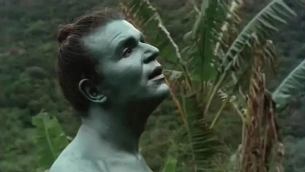 Backdrop for Le Maître du temps