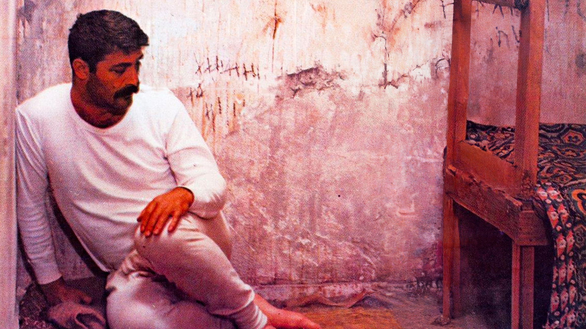 Backdrop for 72. Koğuş