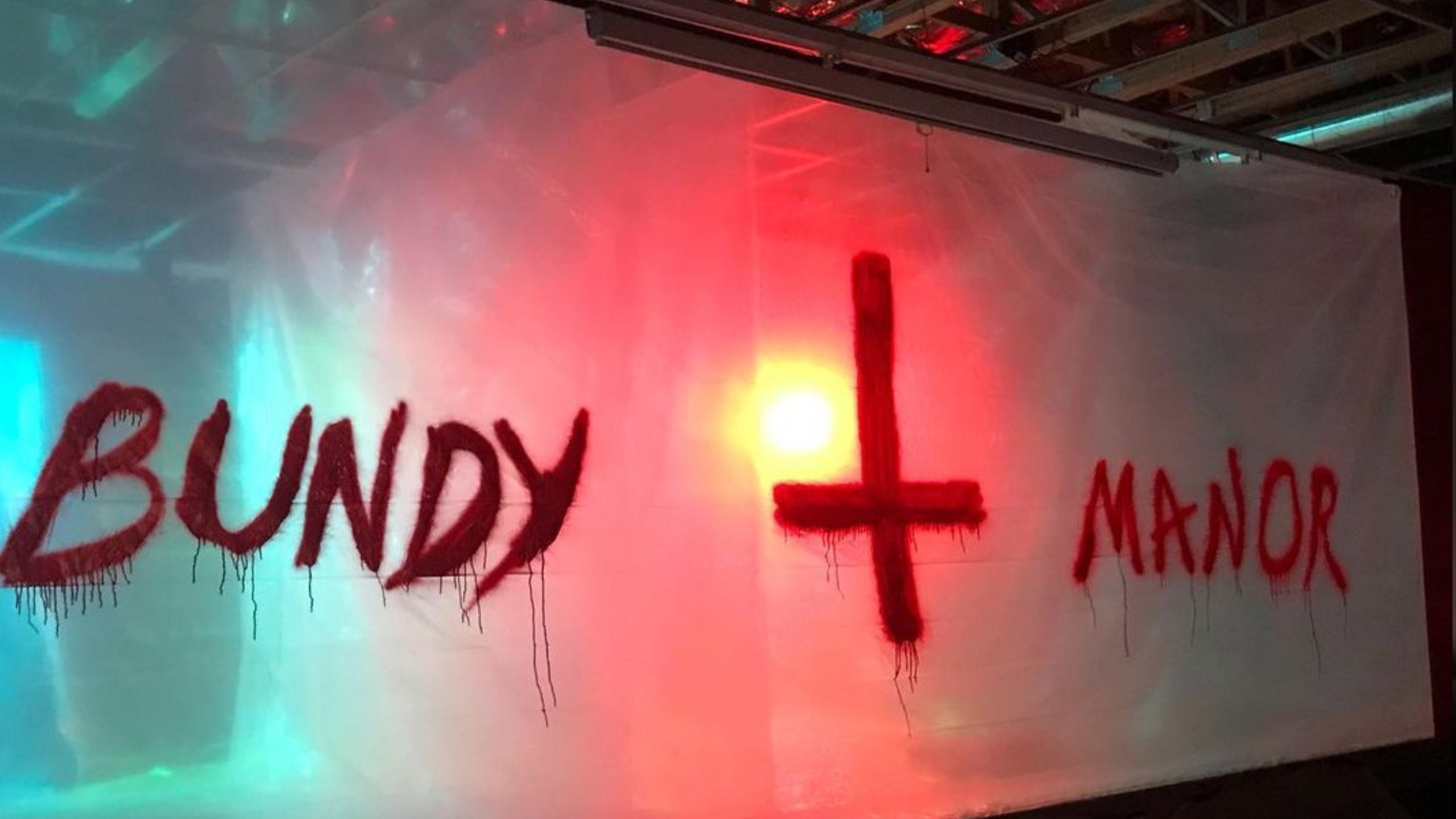 Backdrop for Bundy Manor