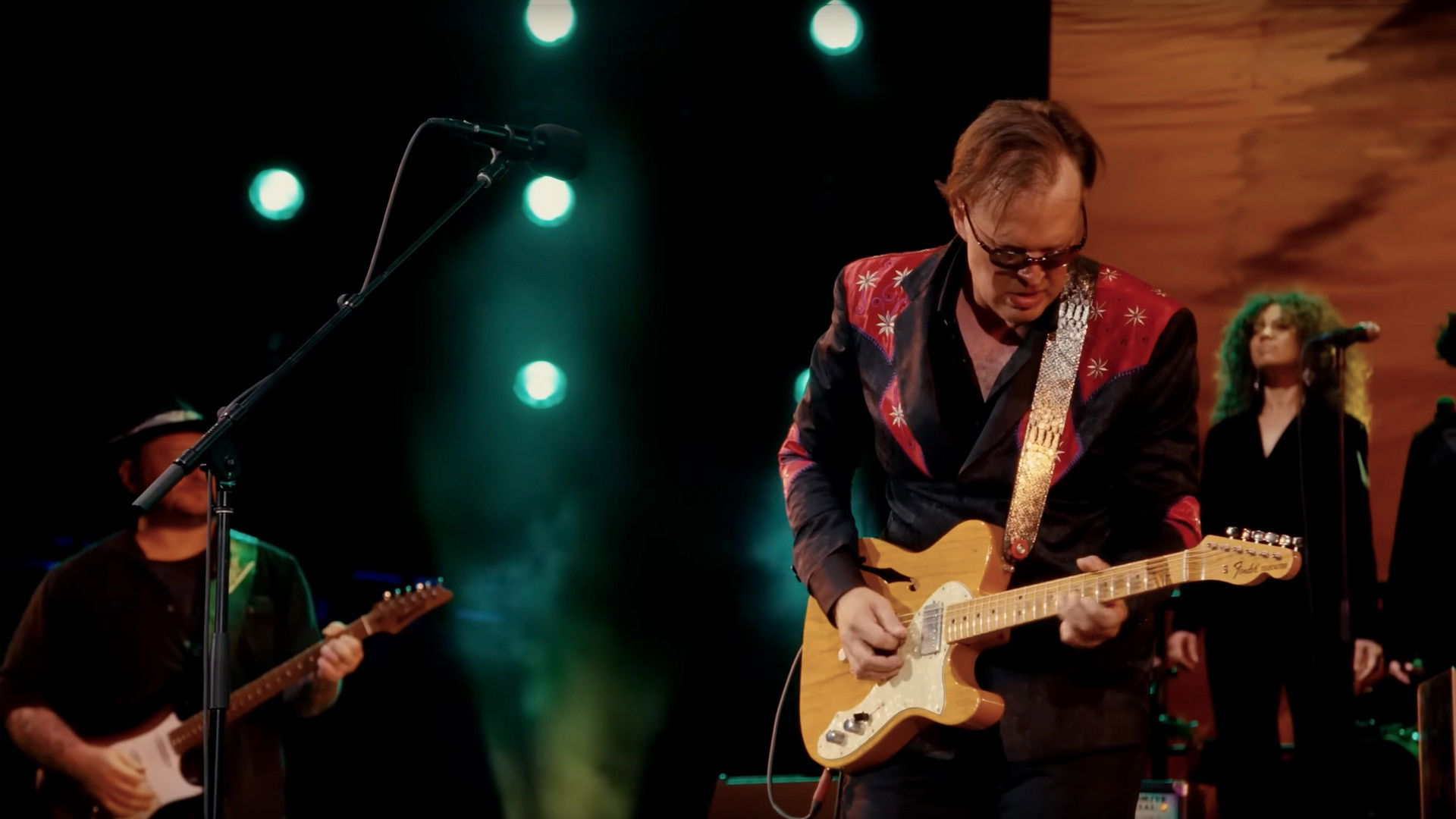 Backdrop for Joe Bonamassa - Tales of Time