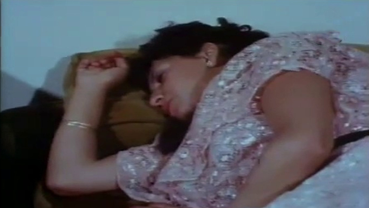 Backdrop for كنزة