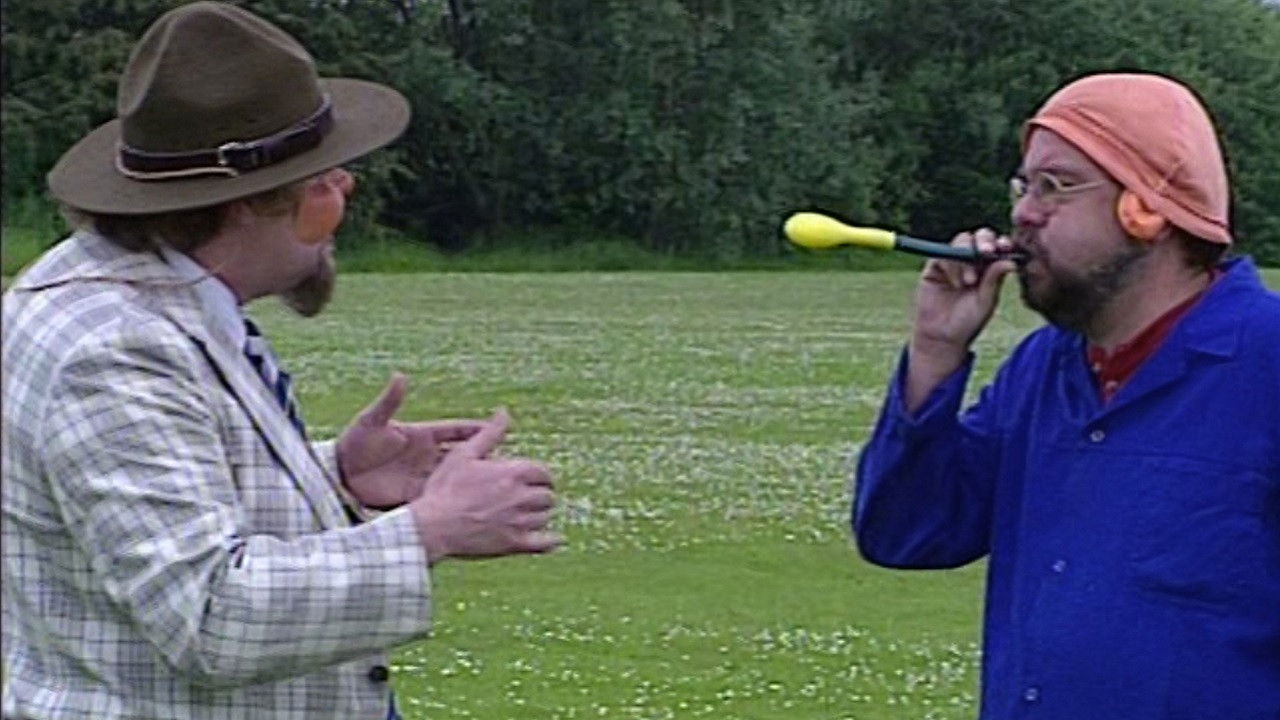 Backdrop for Monrad & Rislund: Panik i Pladderballe