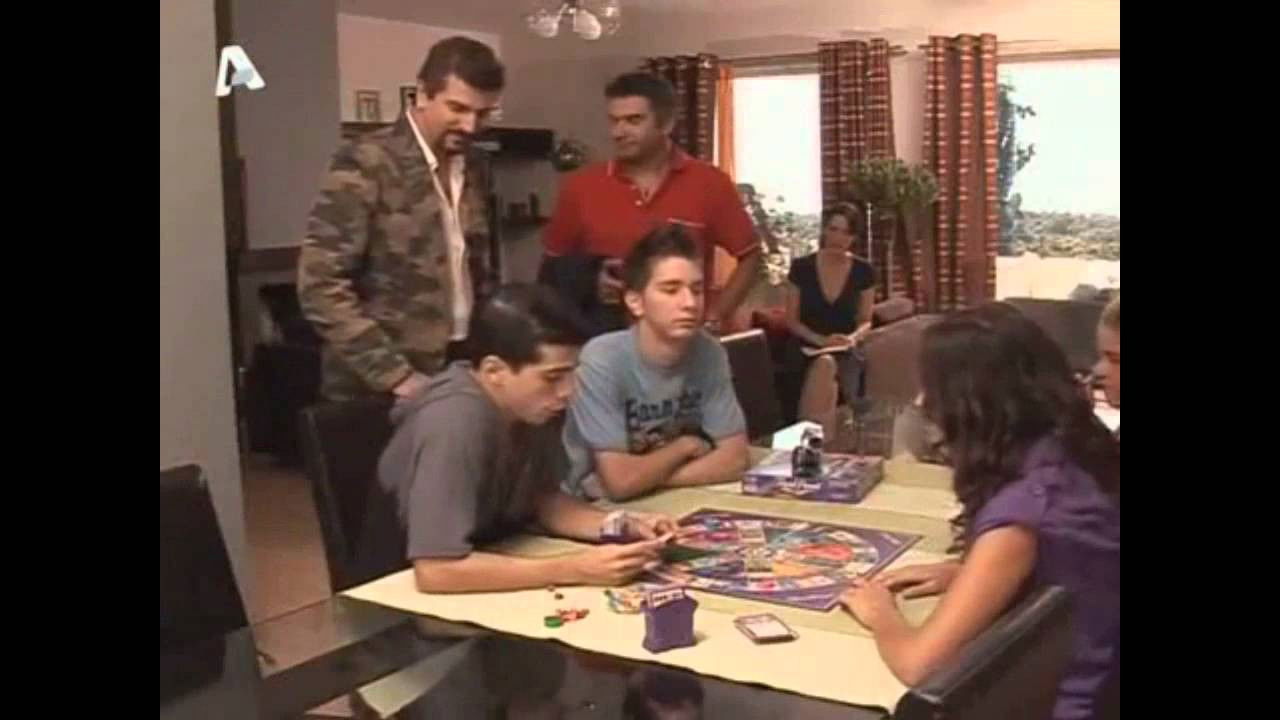 Backdrop for Υπάρχουν άντρες και άντρες