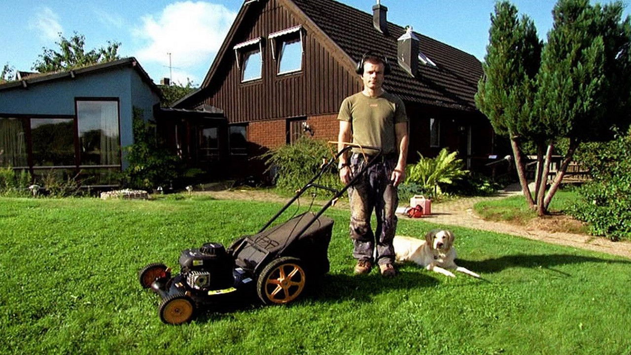 Backdrop for Gunnar Goes God