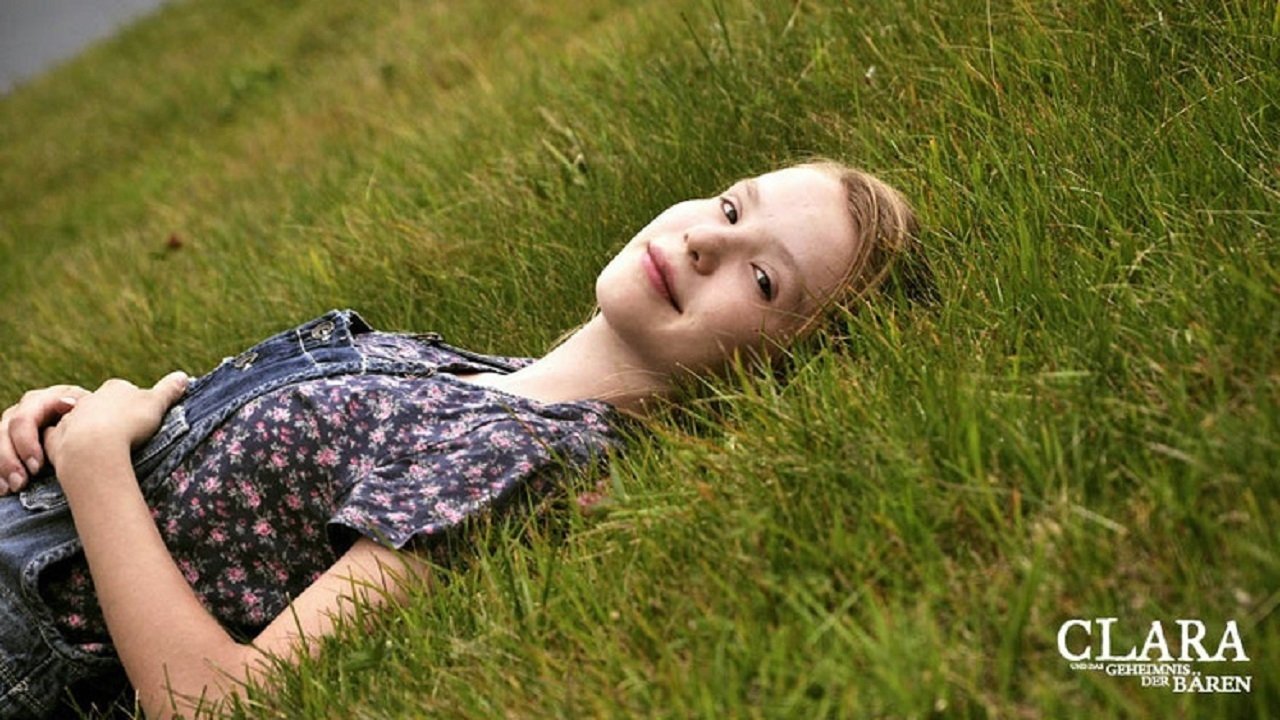 Backdrop for Clara and the Secret of the Bears