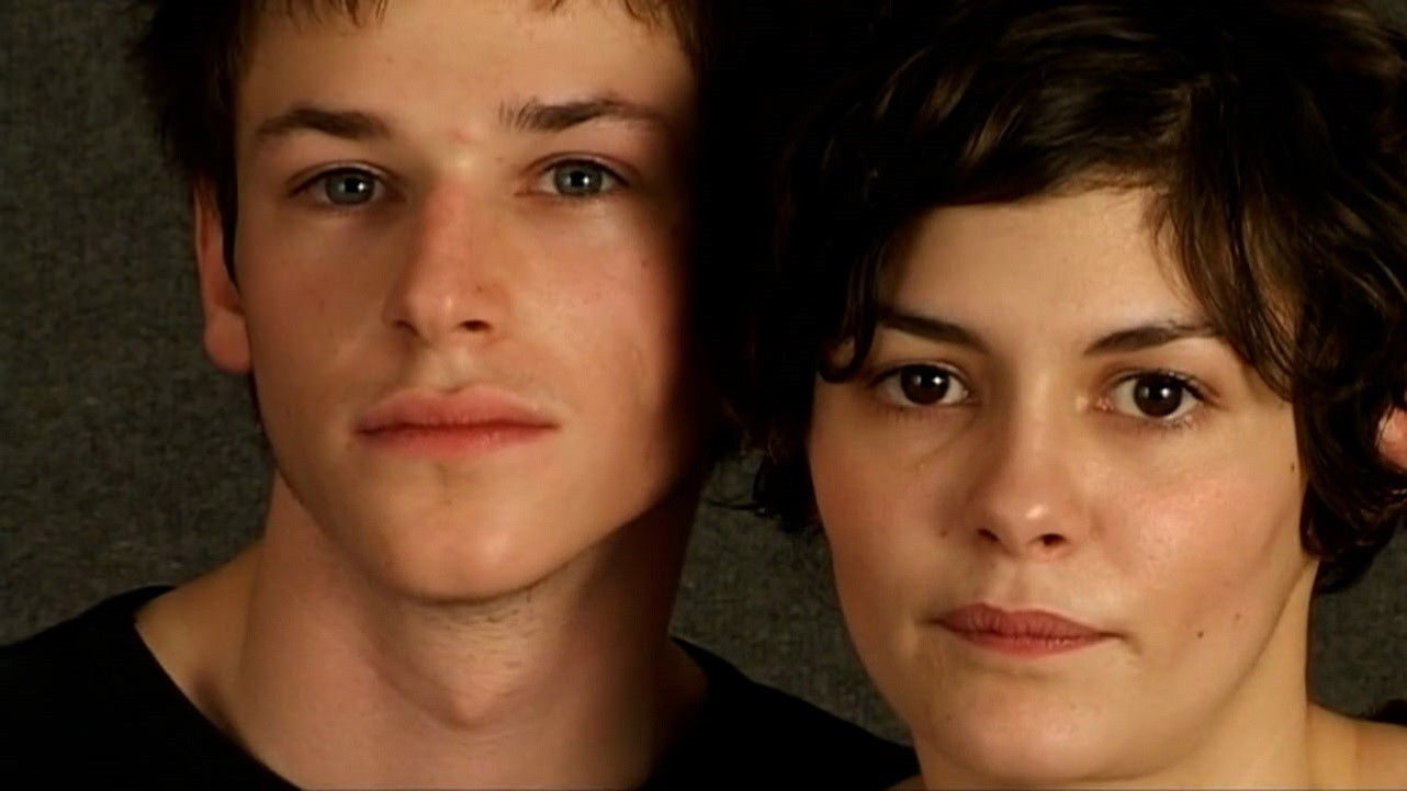 Backdrop for Une année au front : dans les coulisses de "Un long dimanche de fiançailles"