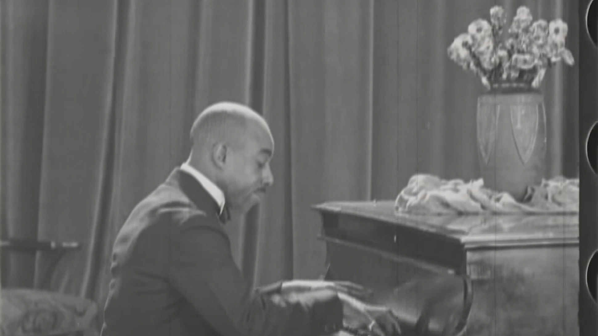 Backdrop for Eubie Blake Plays His Fantasy on Swanee River