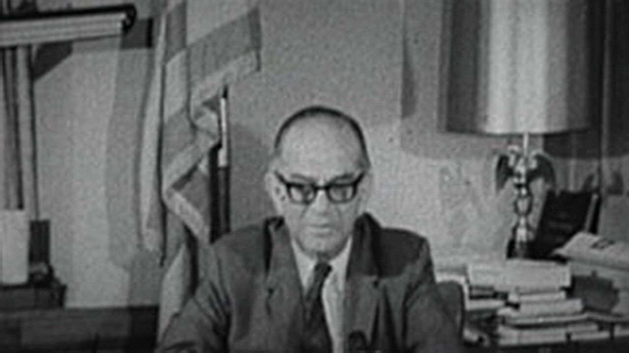 Backdrop for Американские интервью