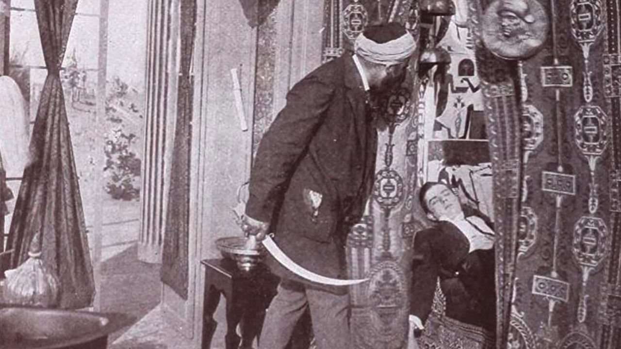 Backdrop for The Scimitar of the Prophet