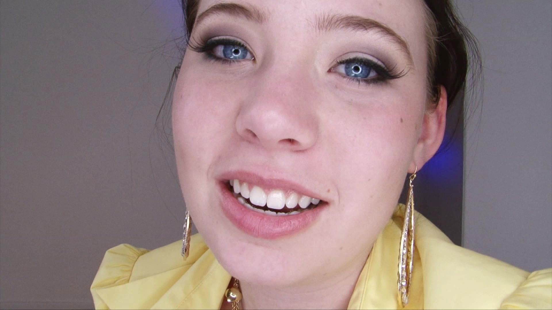 Backdrop for Amateur Introductions 12