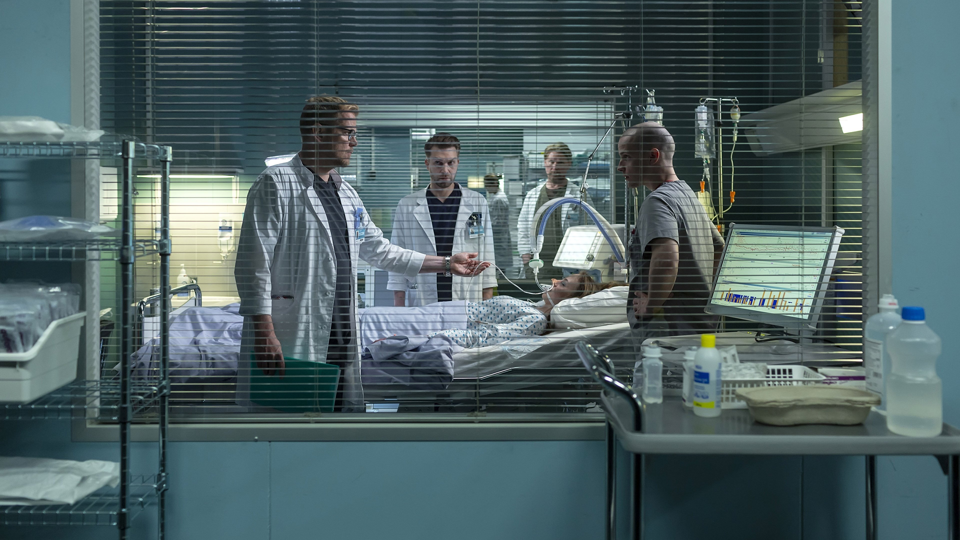 Backdrop for Syke: Särkynyt sydän