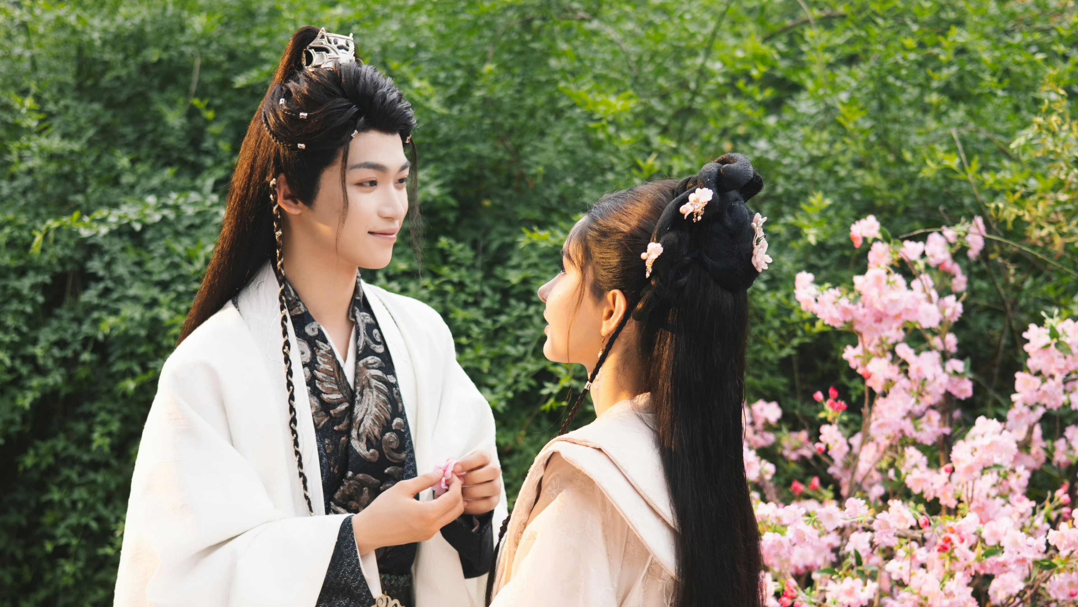 Backdrop for 钱途无量! 我教公子开银行