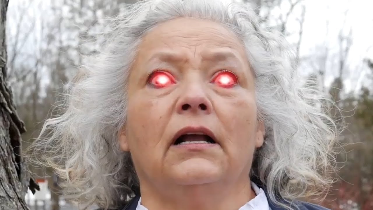 Backdrop for Amityville Island