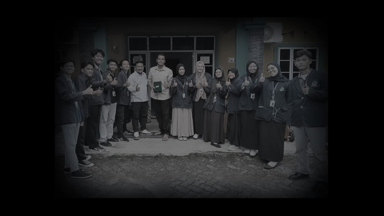 Backdrop for BERAKIT - Rakit Ke Hulu Rindunya Kemudian