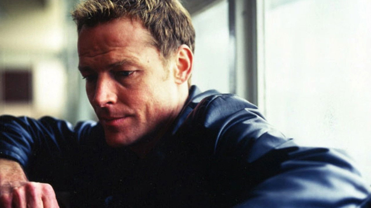 Backdrop for Glasgow Kiss