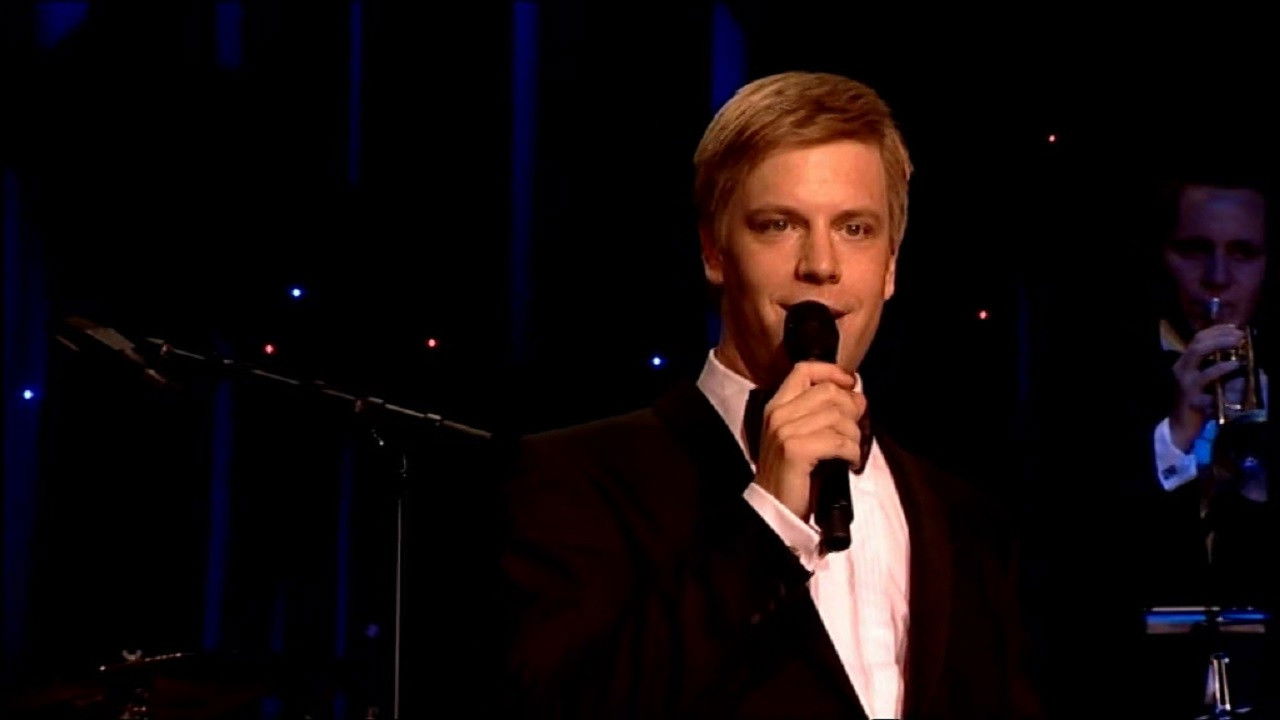 Backdrop for Tom Gaebel & His Big Band ‎– Live In Concert