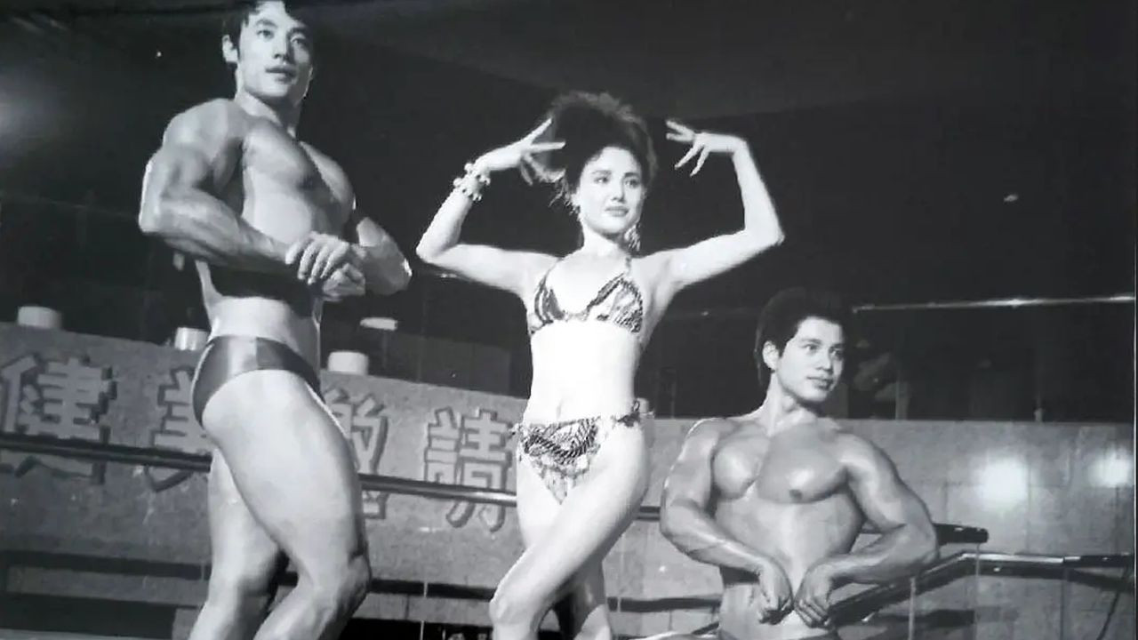 Backdrop for Hello! Bikini