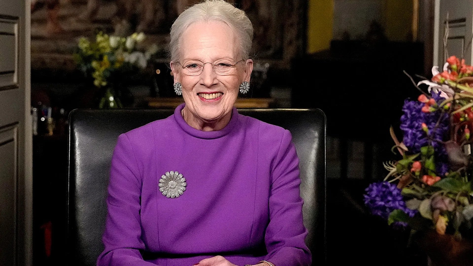 Backdrop for The Queen's New Year Address