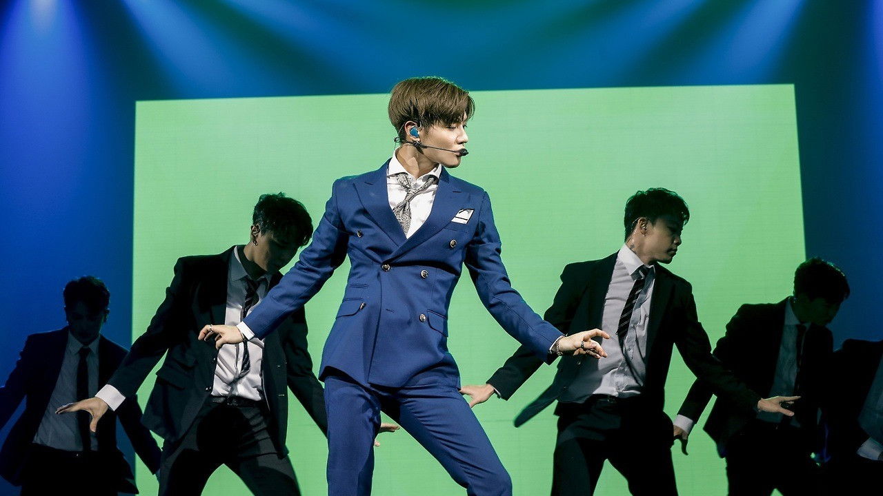 Backdrop for TAEMIN 1st SOLO CONCERT “OFF-SICK〈on track〉”