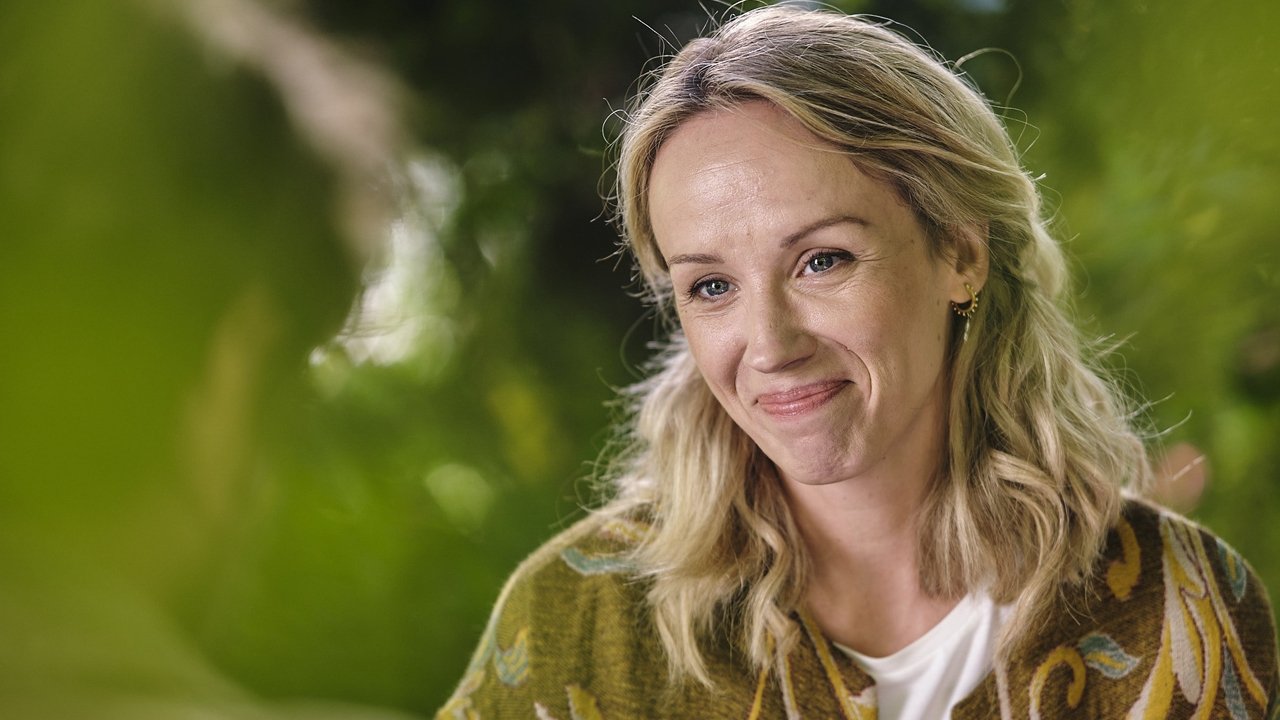 Backdrop for Runaway Mum