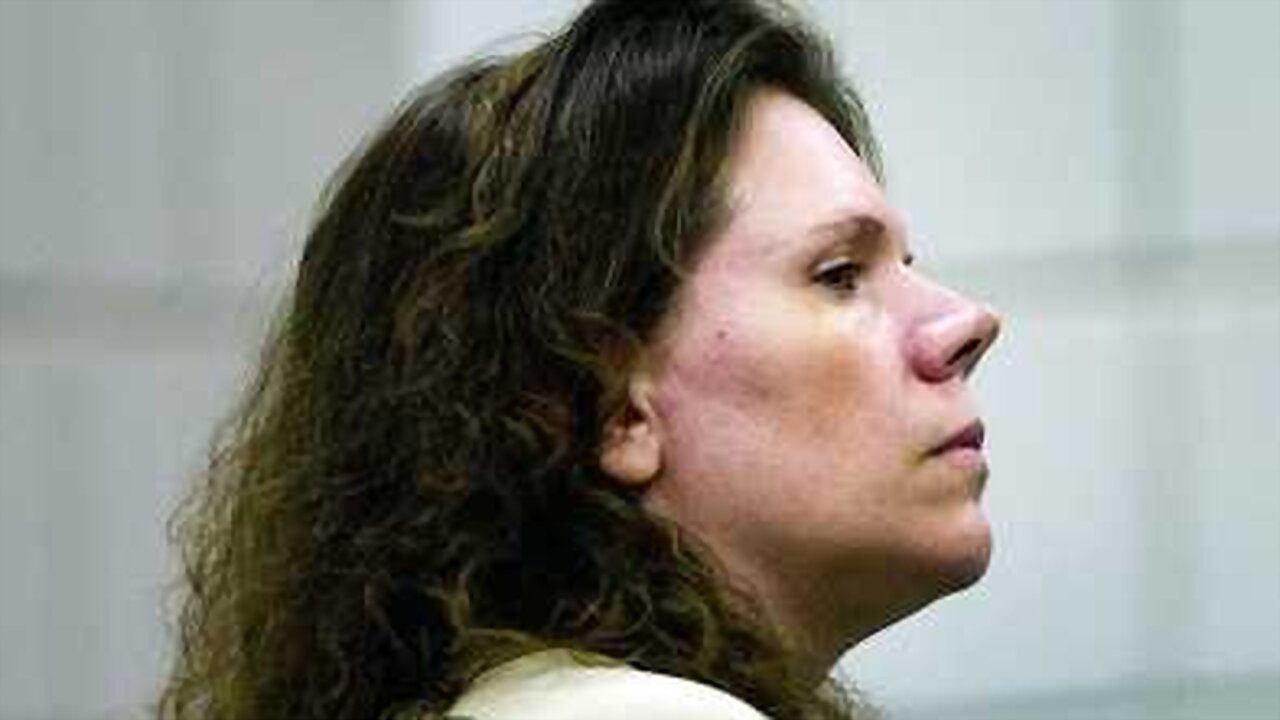 Backdrop for Scorned: Love Kills