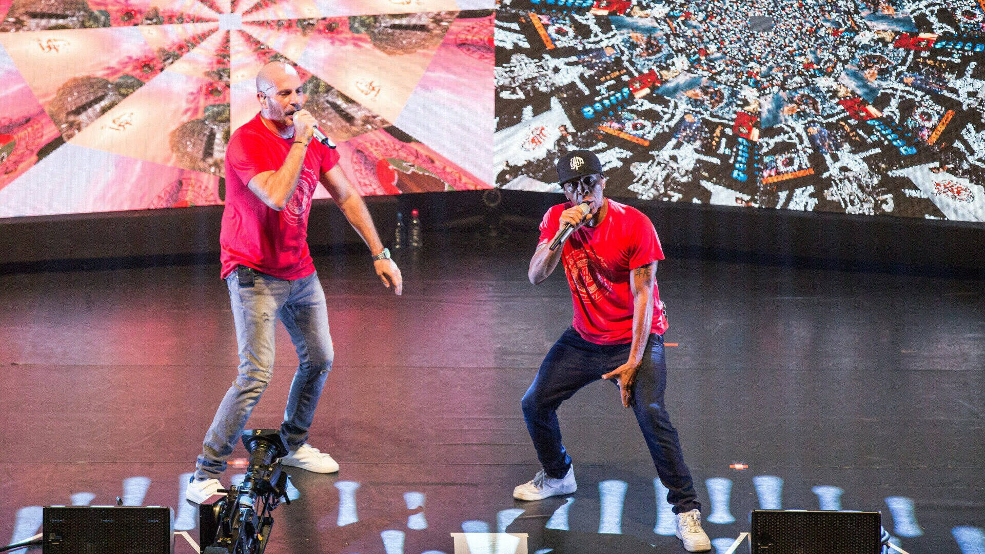 Backdrop for IAM à l'Olympia