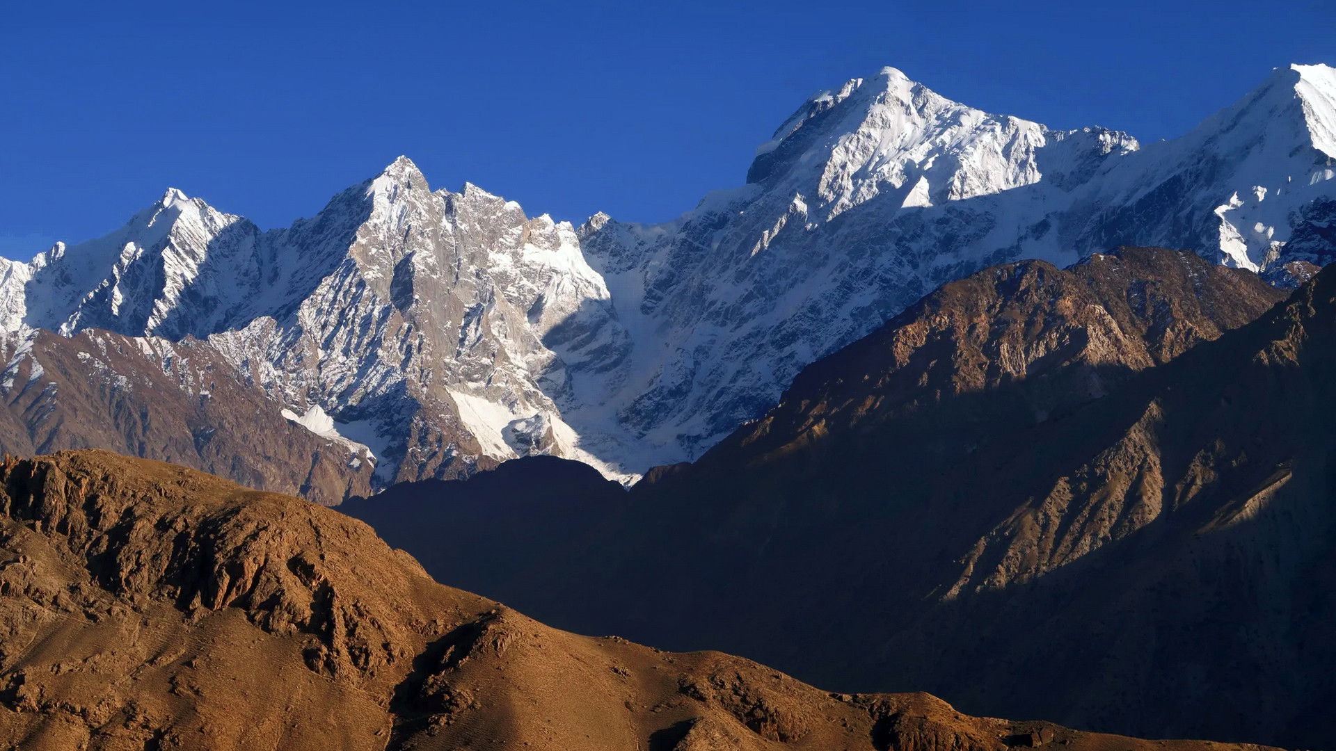 Backdrop for Hindou-Kouch 68