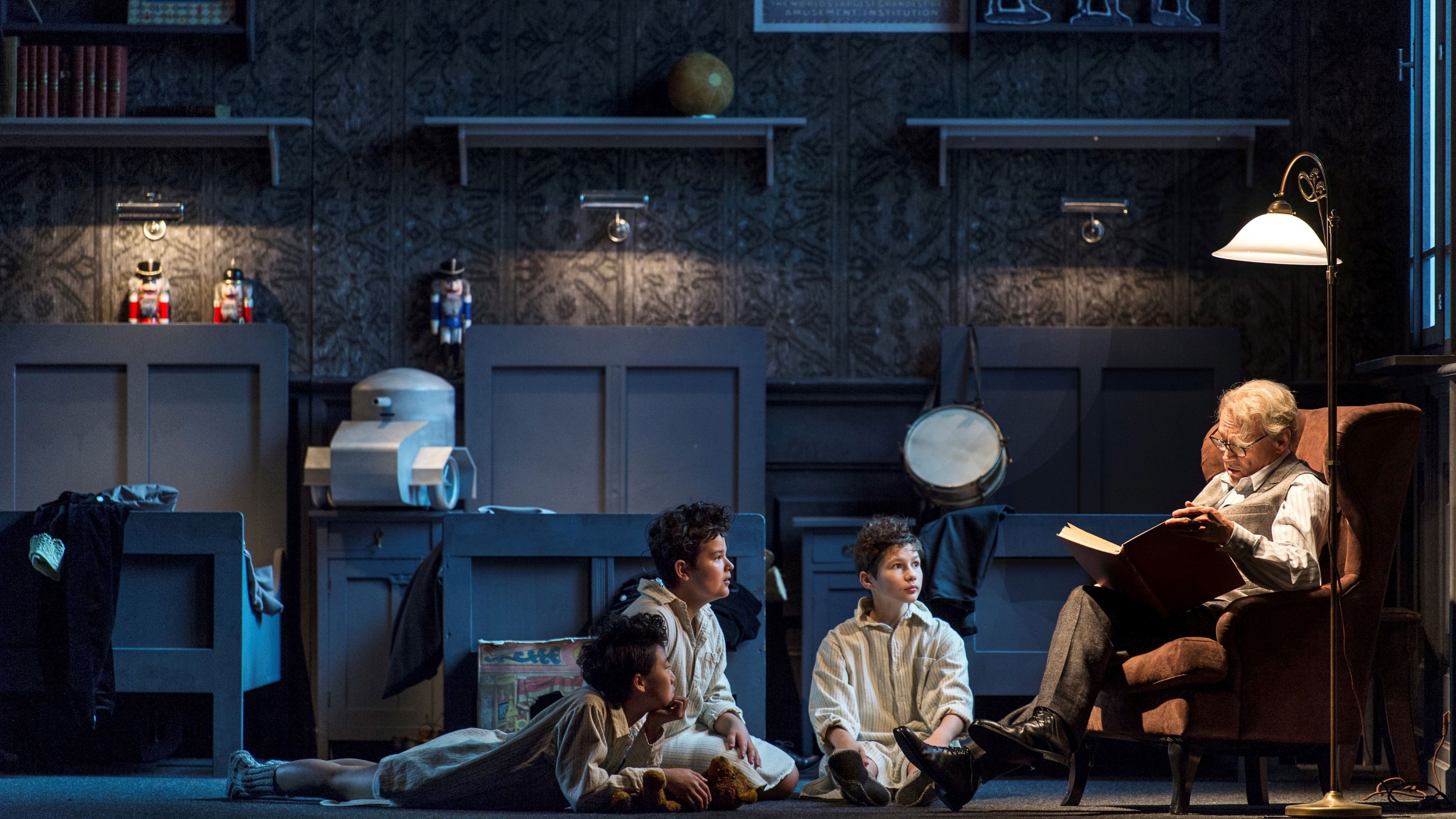 Backdrop for Mozart: Die Zauberflöte