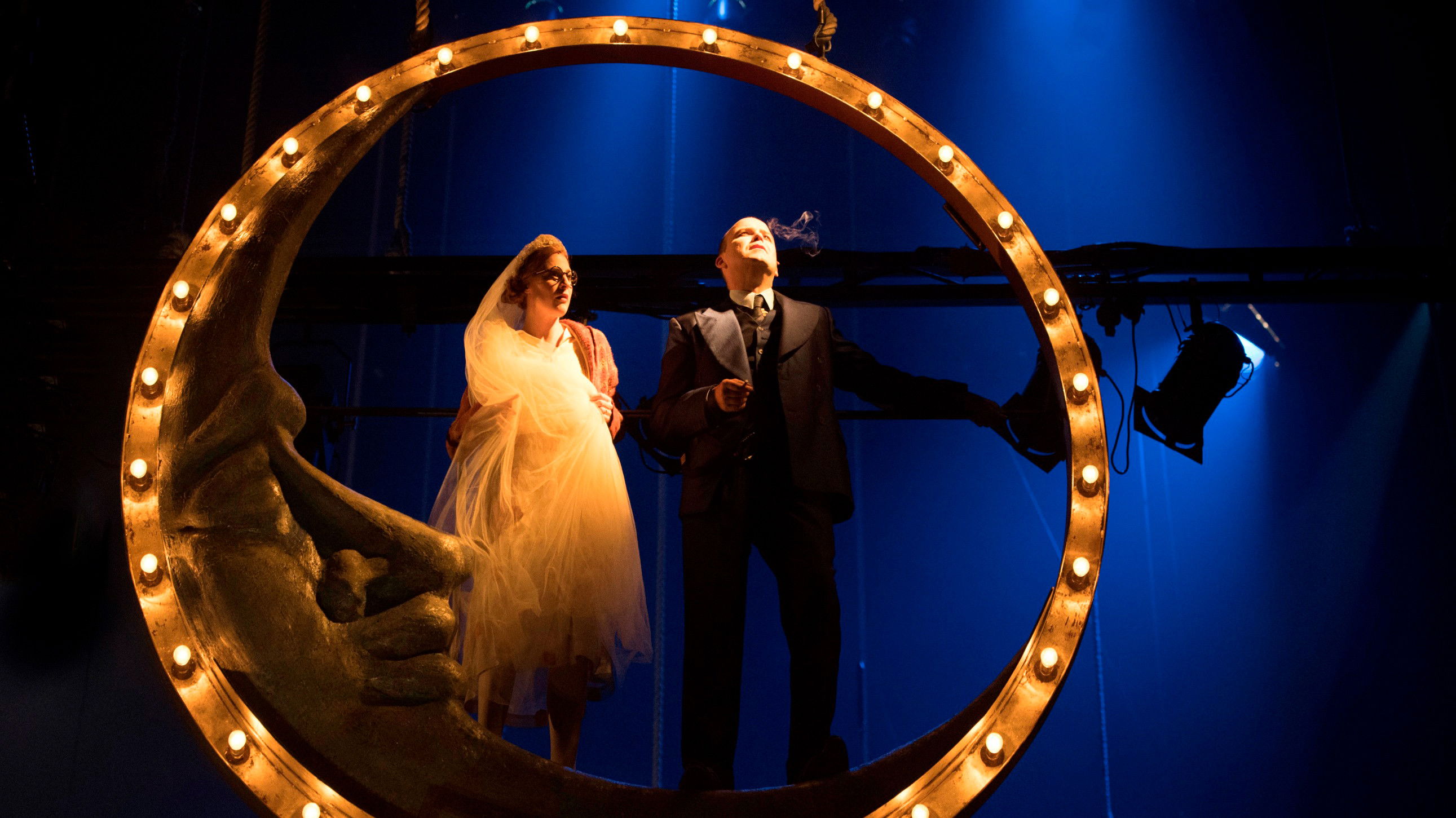 Backdrop for National Theatre Live: The Threepenny Opera