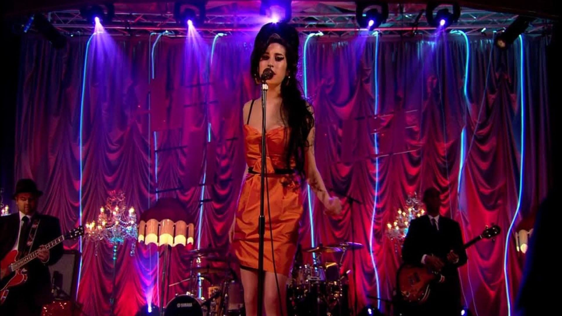 Backdrop for Amy Winehouse: BBC One Sessions Live At Porchester Hall
