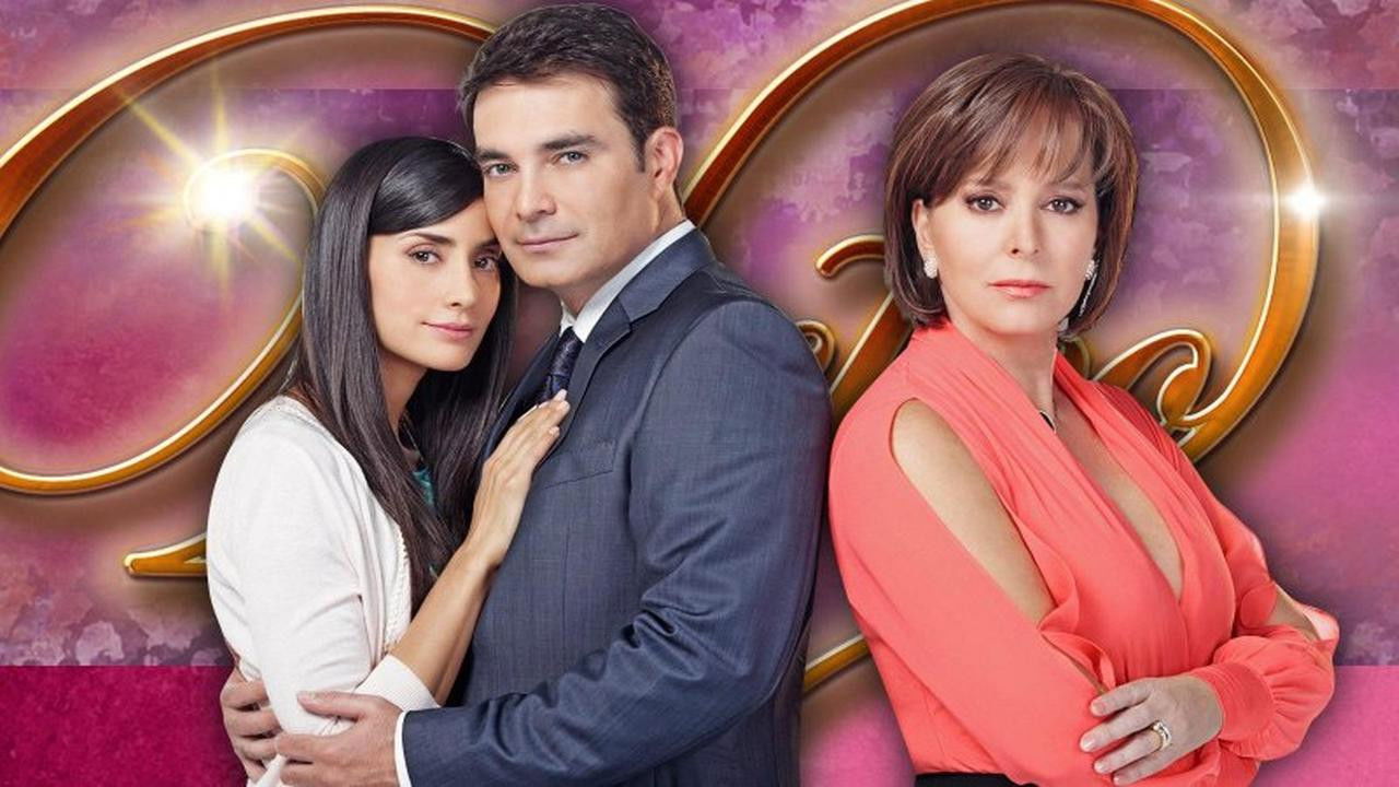 Backdrop for Destino