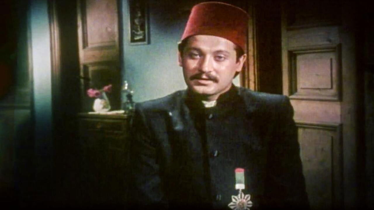 Backdrop for Hacı Arif Bey