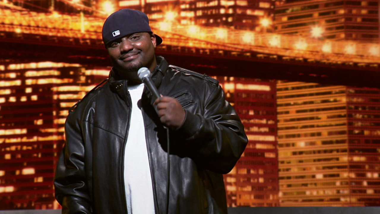 Backdrop for Aries Spears: Hollywood, Look I'm Smiling