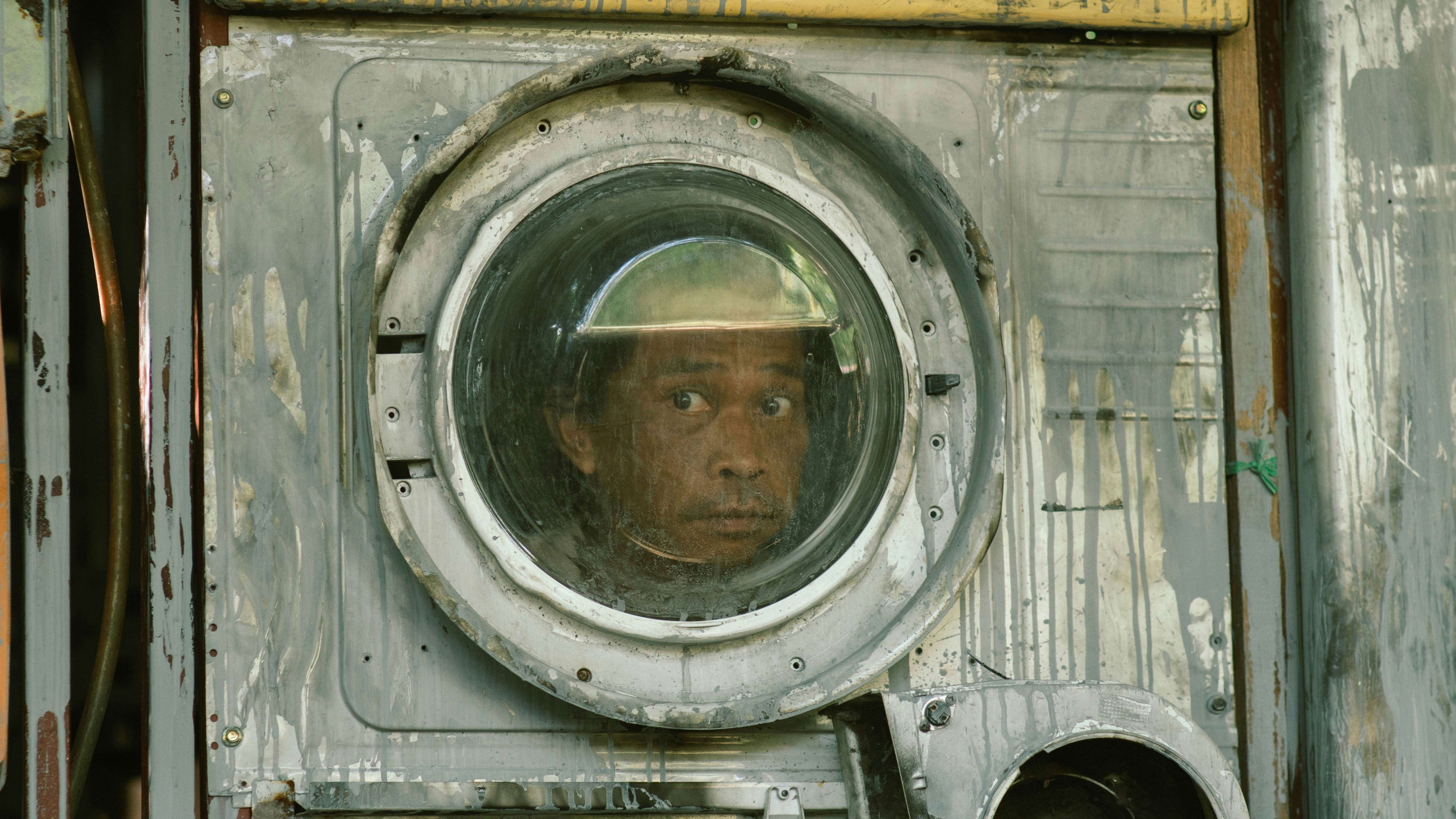 Backdrop for The Science of Fictions