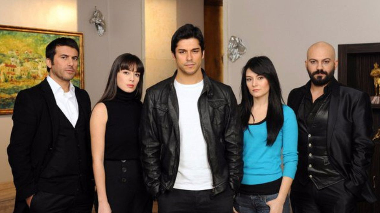 Backdrop for İhanet