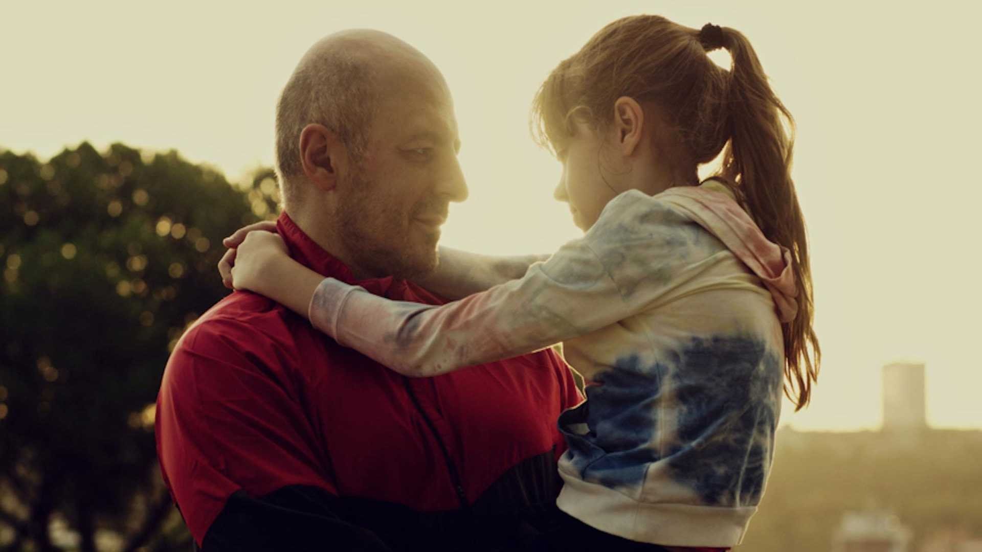 Backdrop for Alegría, tristeza