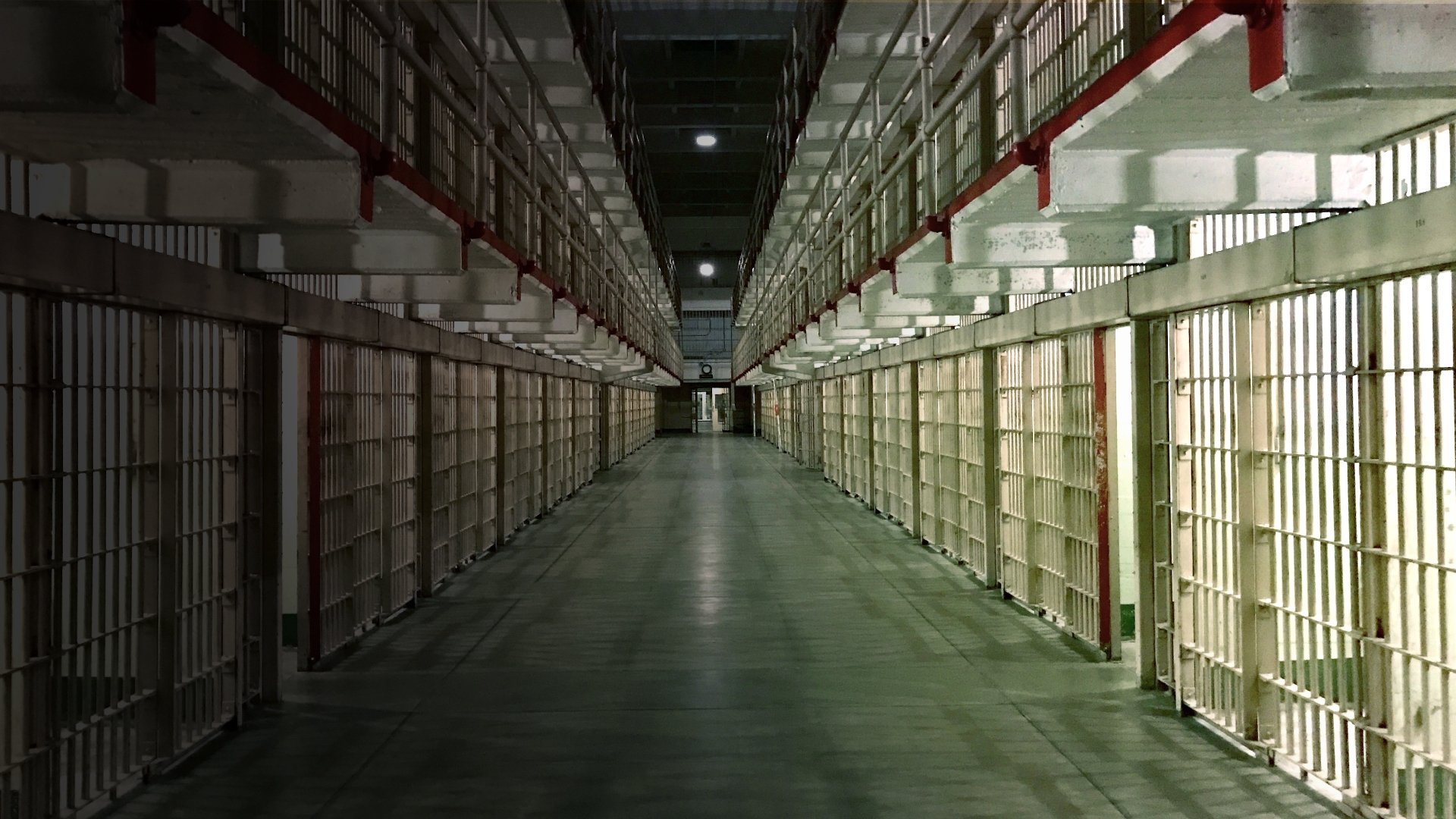 Backdrop for Drain Alcatraz