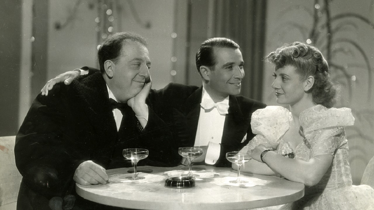 Backdrop for Moulin Rouge