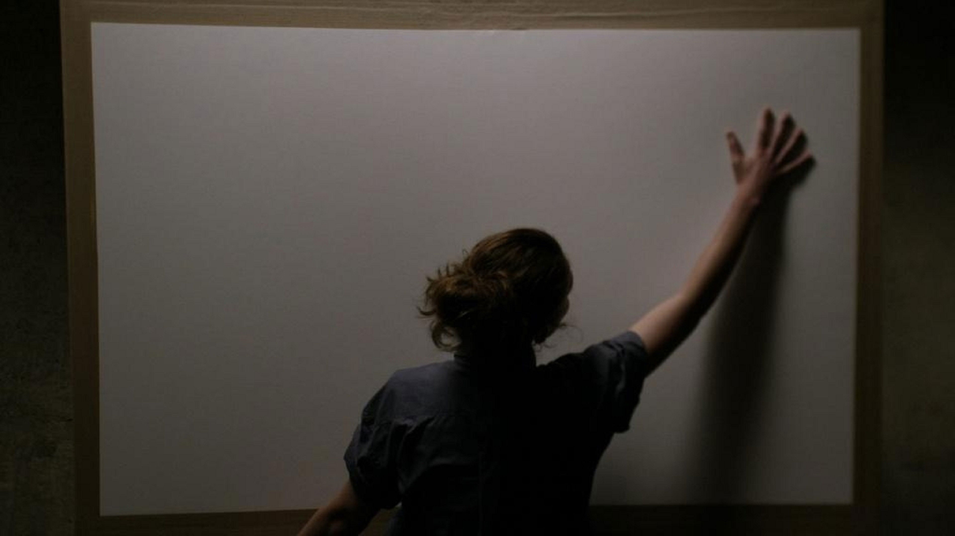 Backdrop for Plus bas que le ciel