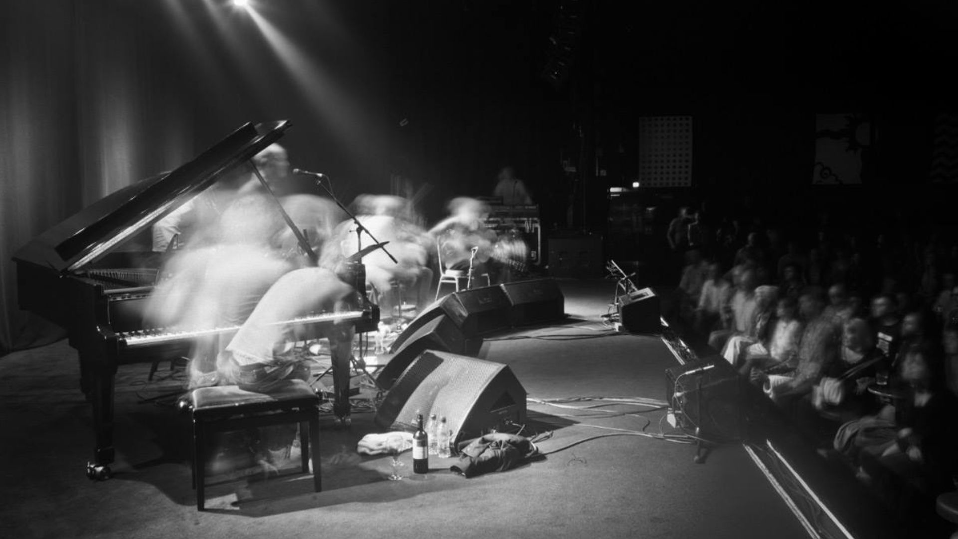 Backdrop for The Gloaming: Moment to Moment