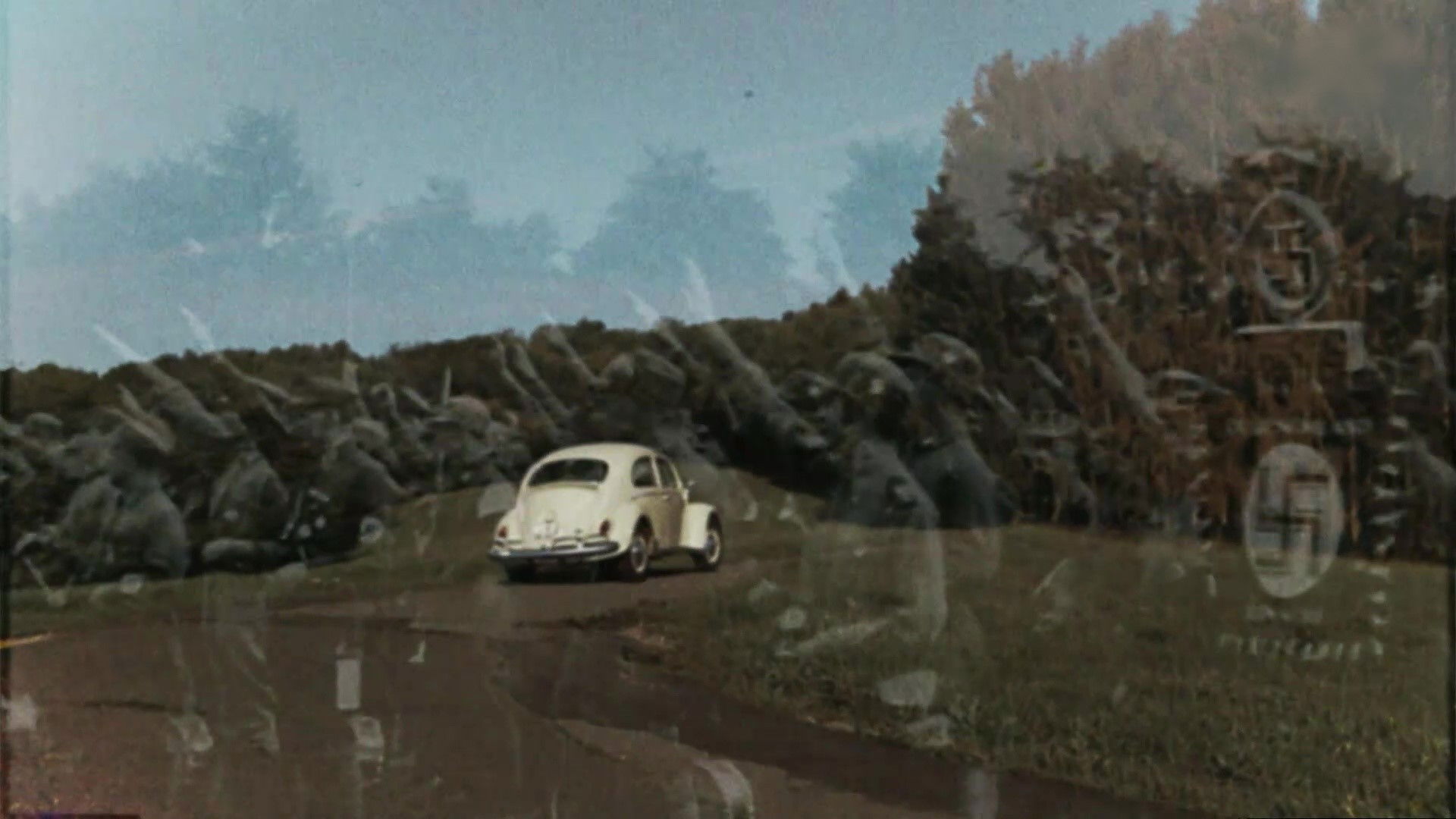 Backdrop for Le véritable inventeur de la Coccinelle