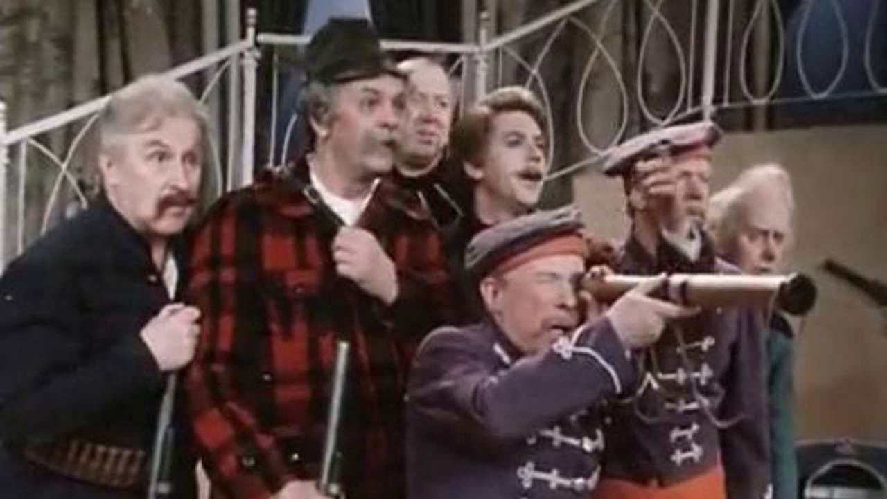 Backdrop for Ladies and Hussars